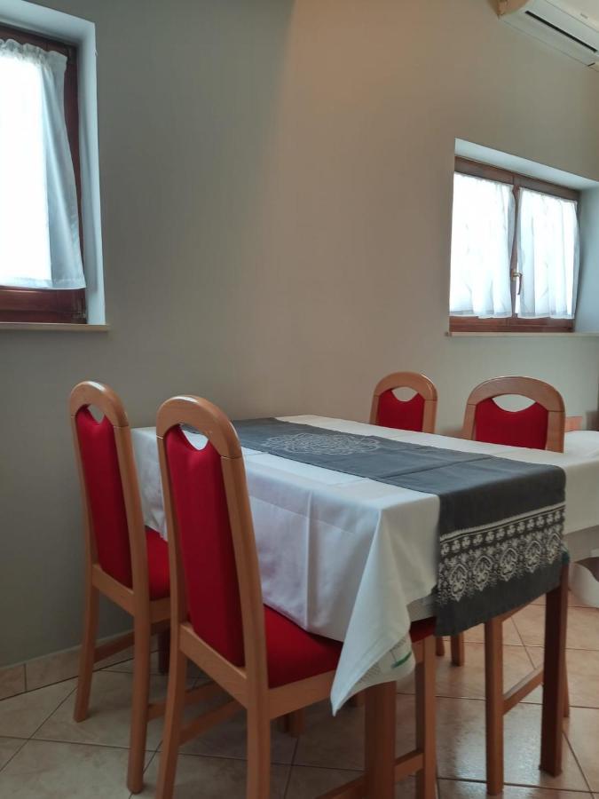 Apartmani Ivana Novalja Kültér fotó